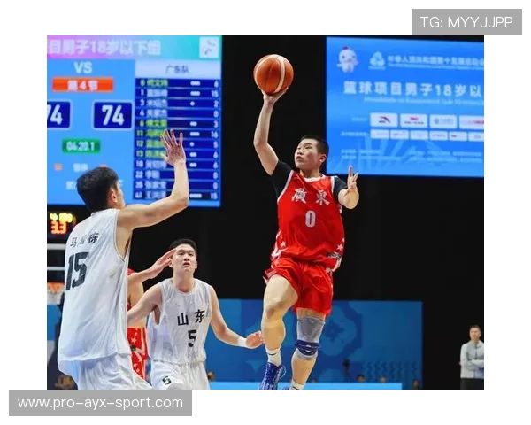 广东宏远再度逆势夺冠，夺冠希望再燃！，广东宏远夺冠合照